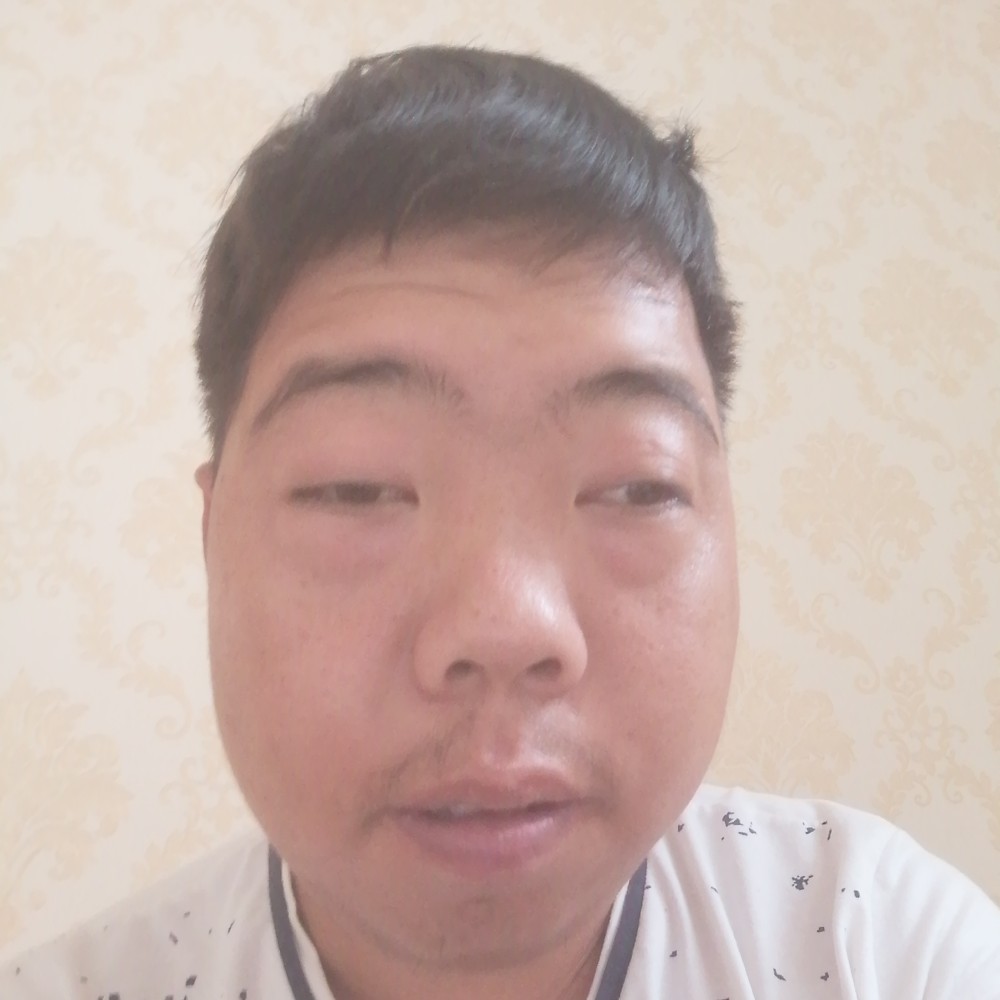 青春多美的照片