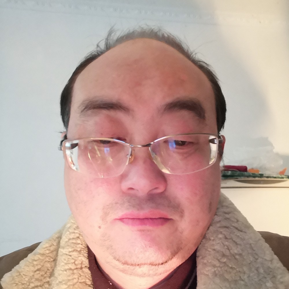 毛豆凝眸无奈的照片