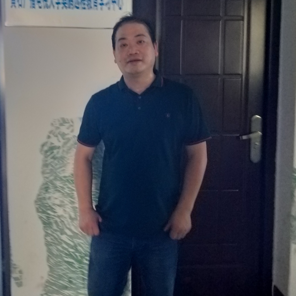 落寂丹顶鹤的照片