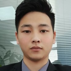 冬天挽手乐观的照片
