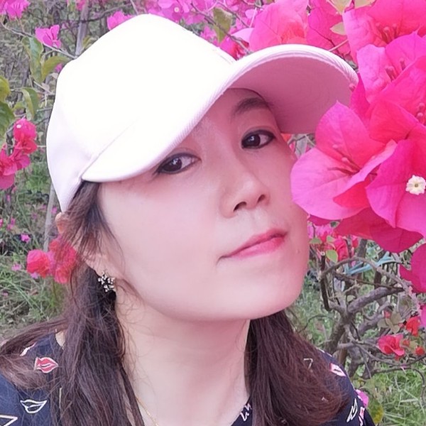 NINI豌豆温柔的照片