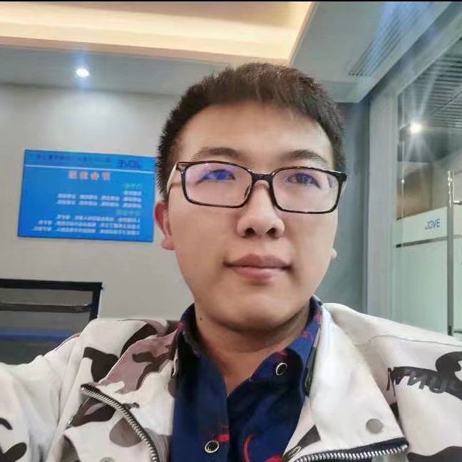 求佛不如的照片