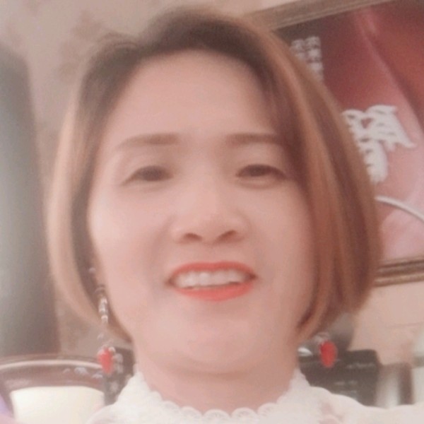 酷炫女王的照片