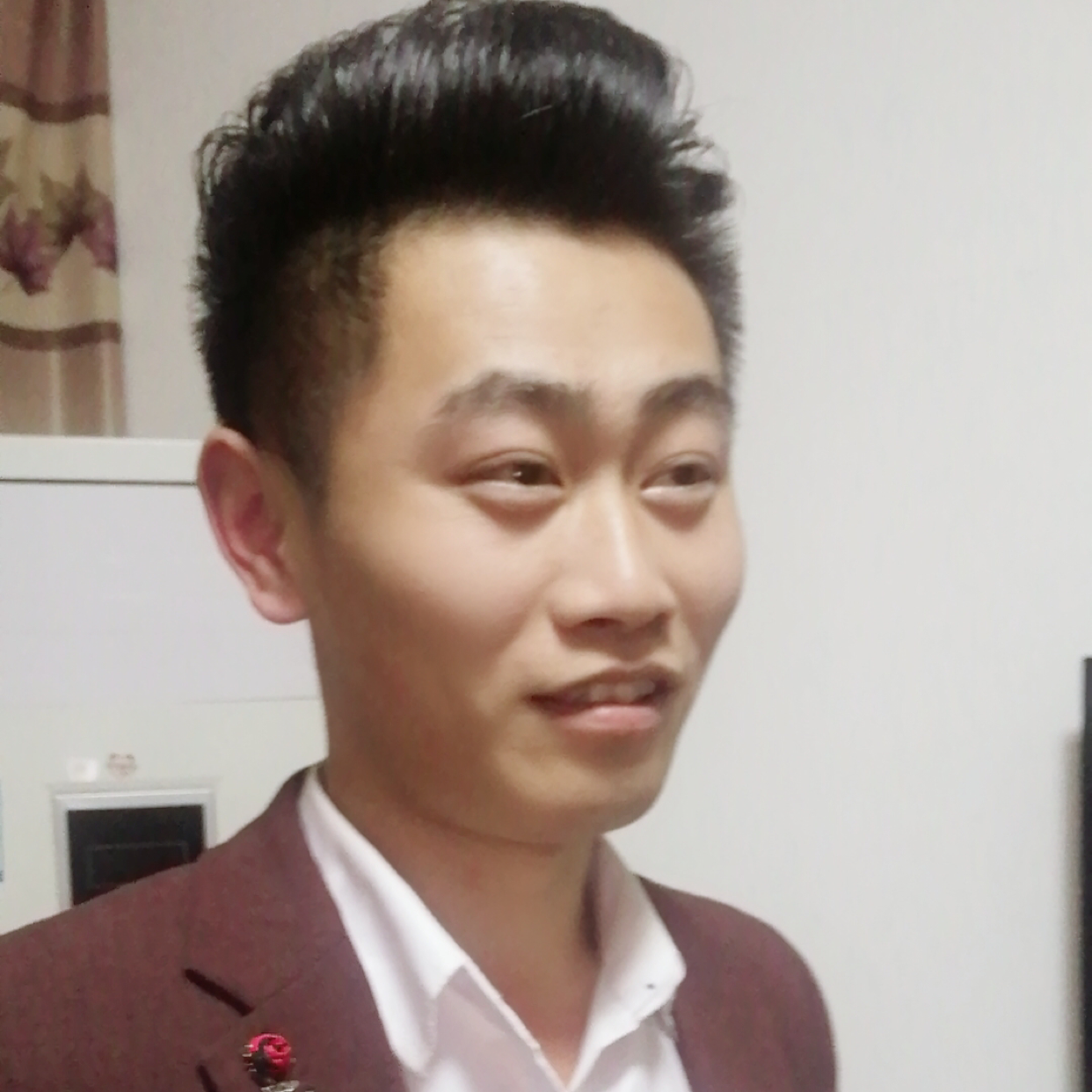 务实吃醋缱绻的照片