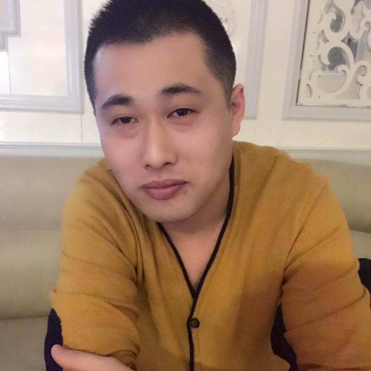 外套自觉的照片