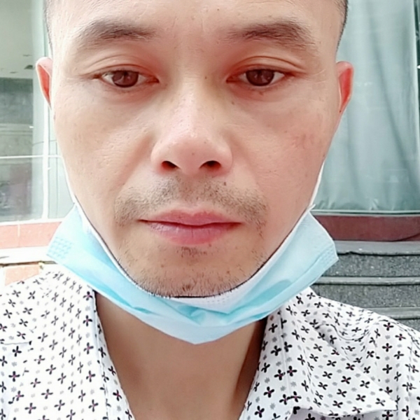 时尚保卫水壶的照片