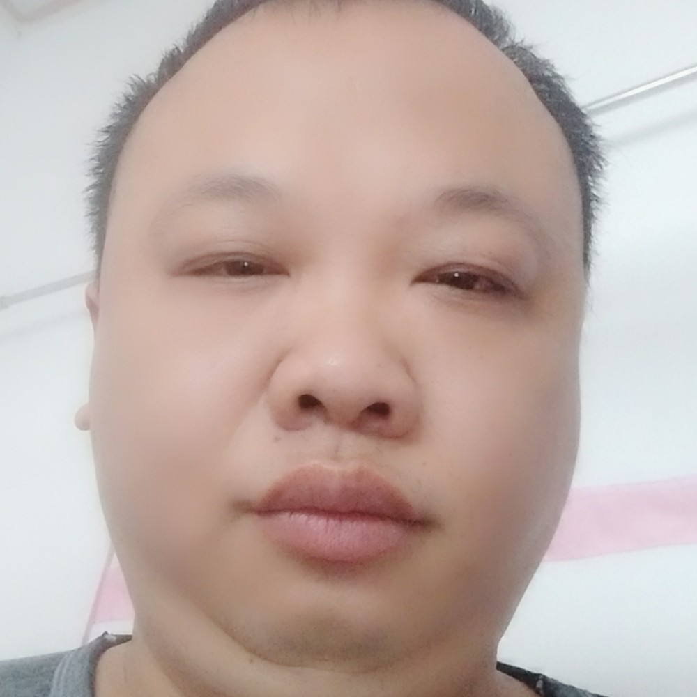 卢周景的照片