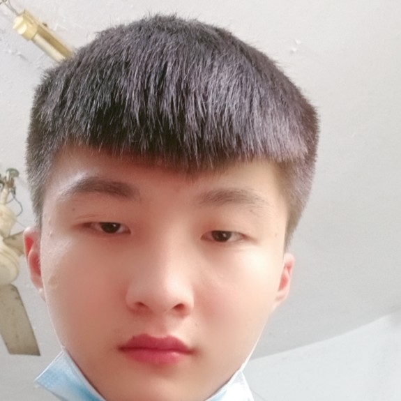 高艺昆的照片