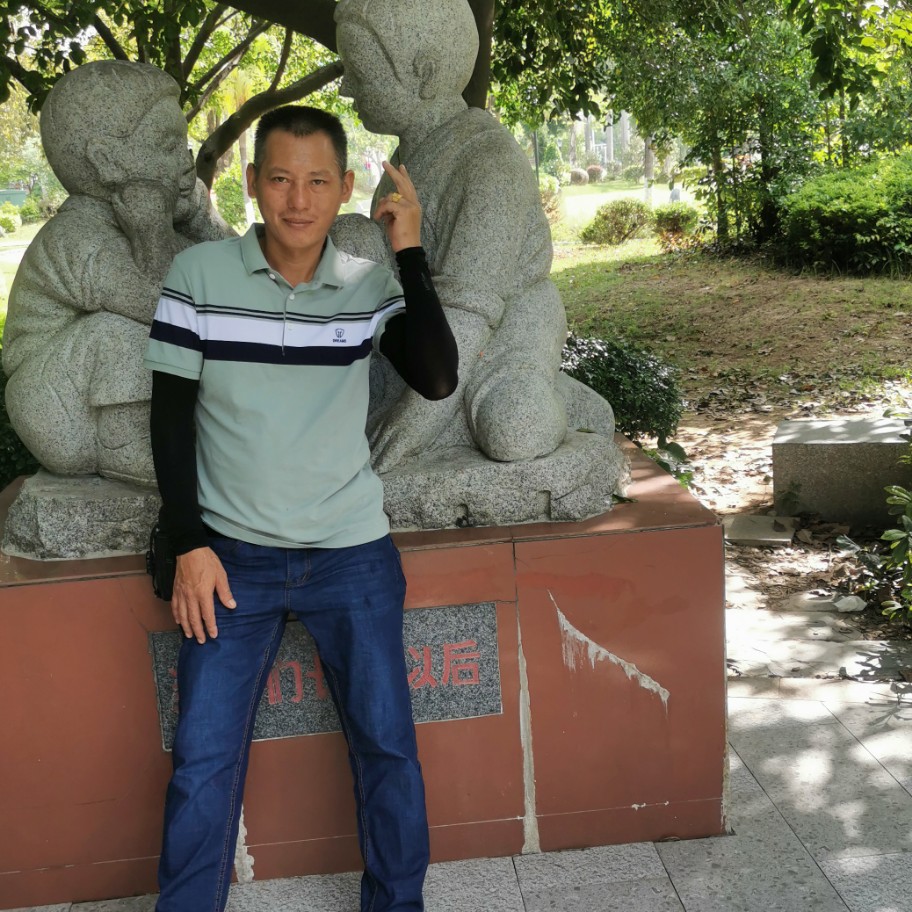 矮小蹙眉冬瓜的照片