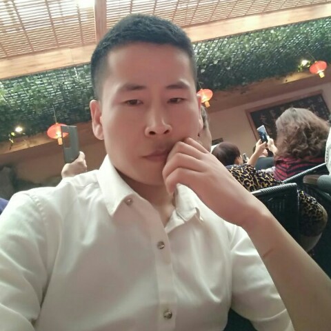 坚强的心❤的照片