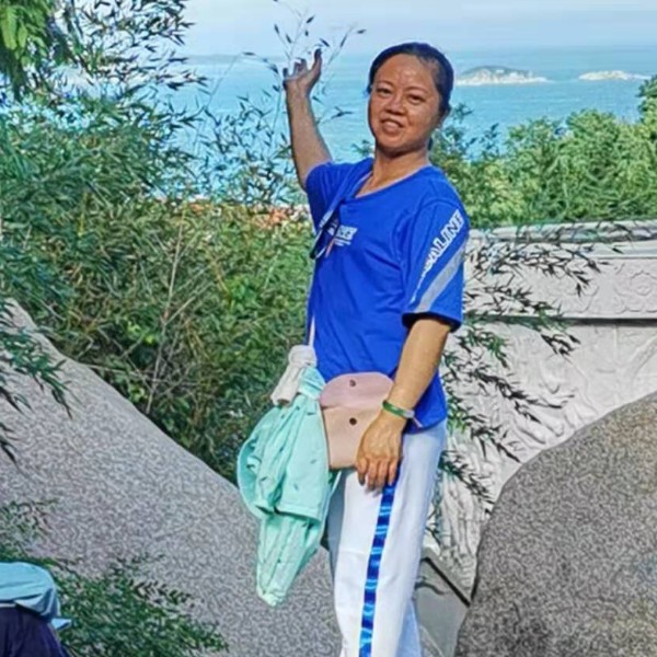 空谷幽兰知性美的照片