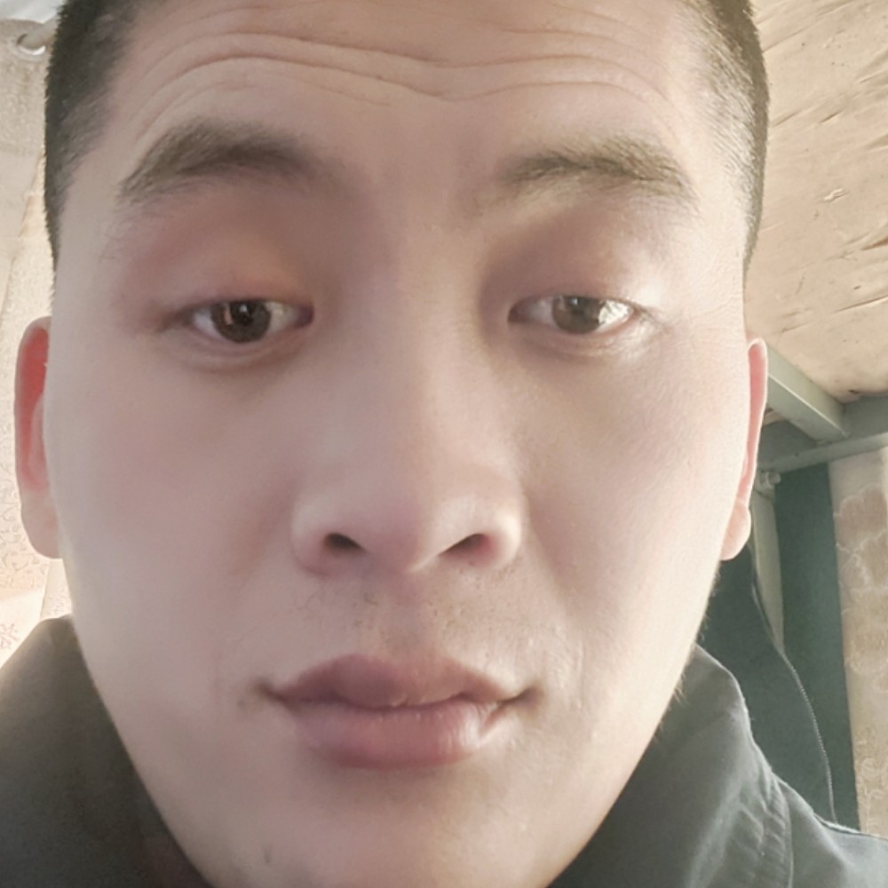 眯眯眼放弃情动的照片