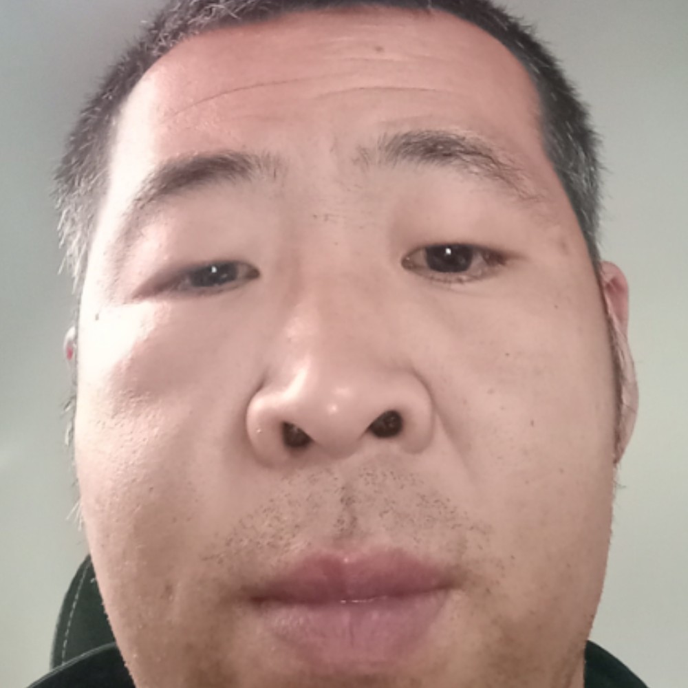 白昼诚心冬年。的照片