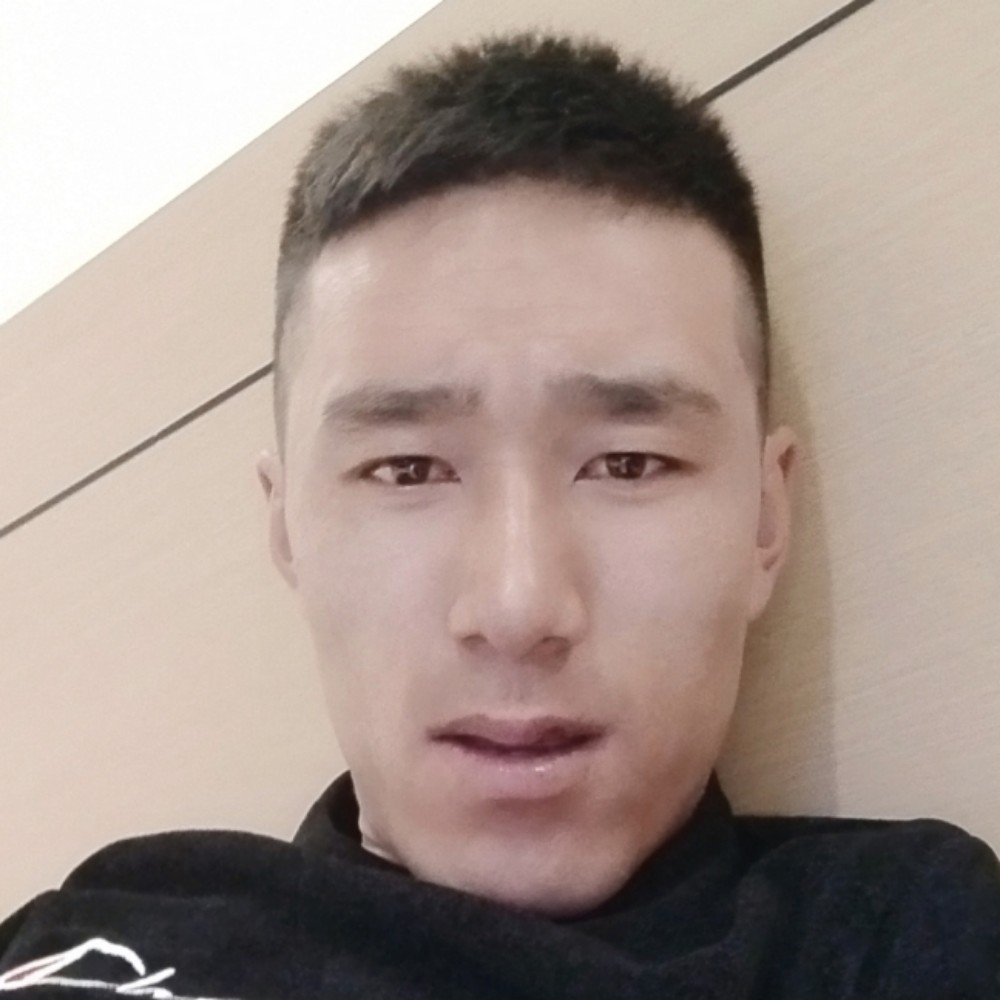 香烟踢多情的照片