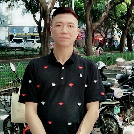 阿国i的照片