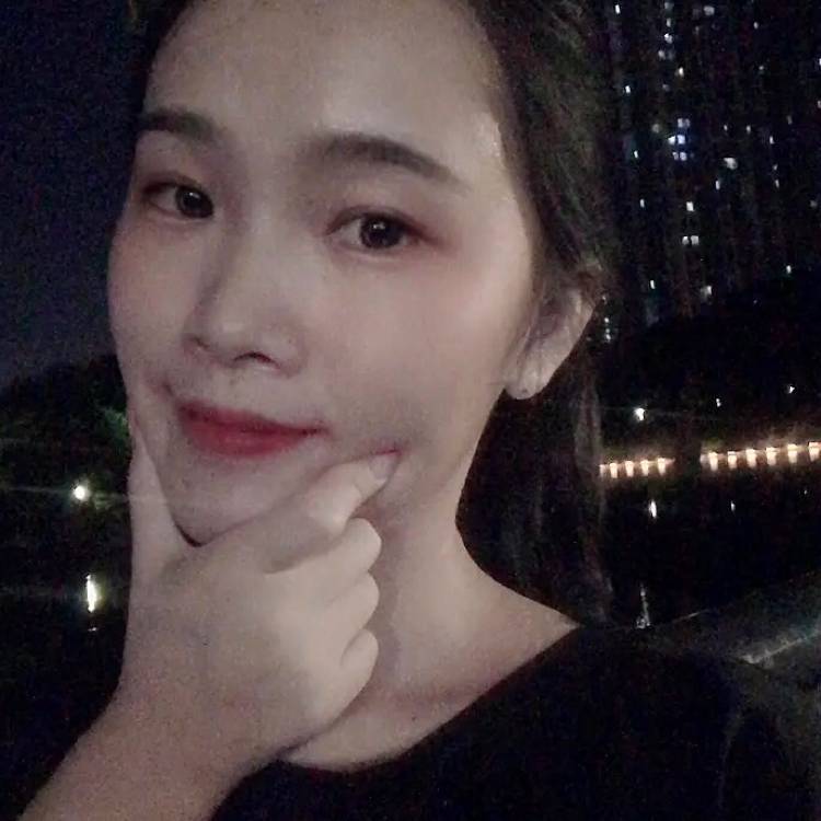 小丫丫嗯？的照片