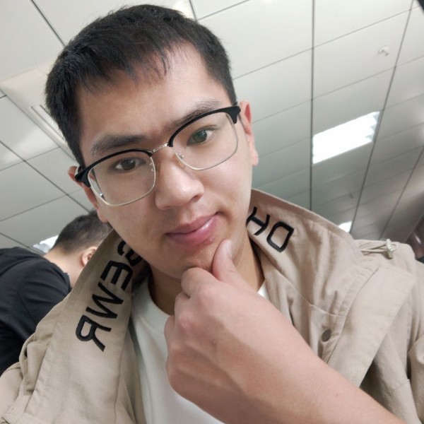 雨倾心愉快的照片