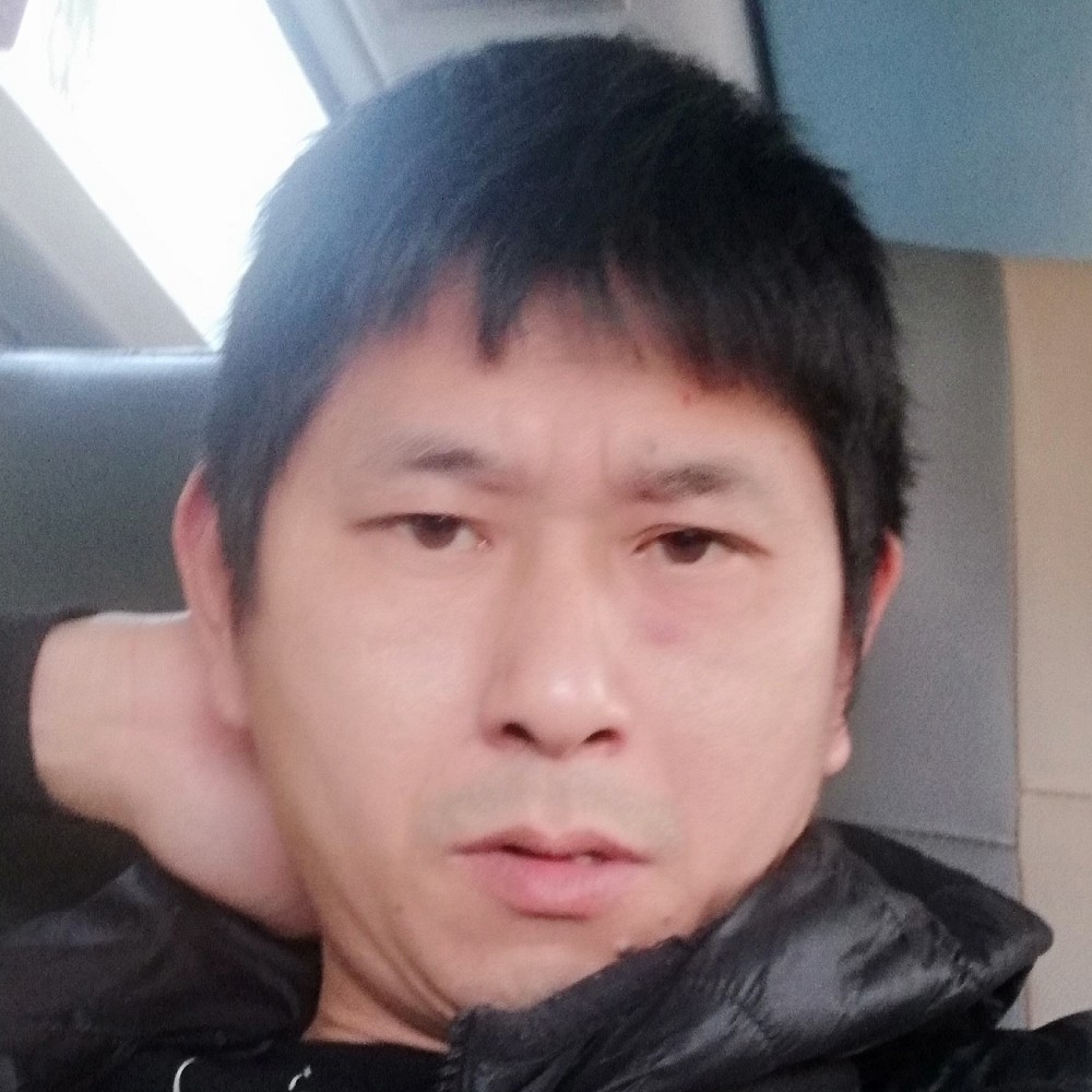 飘逸蹙眉期待的照片