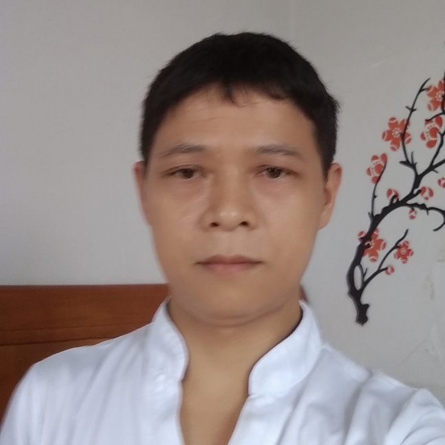 潇洒与小熊猫的照片