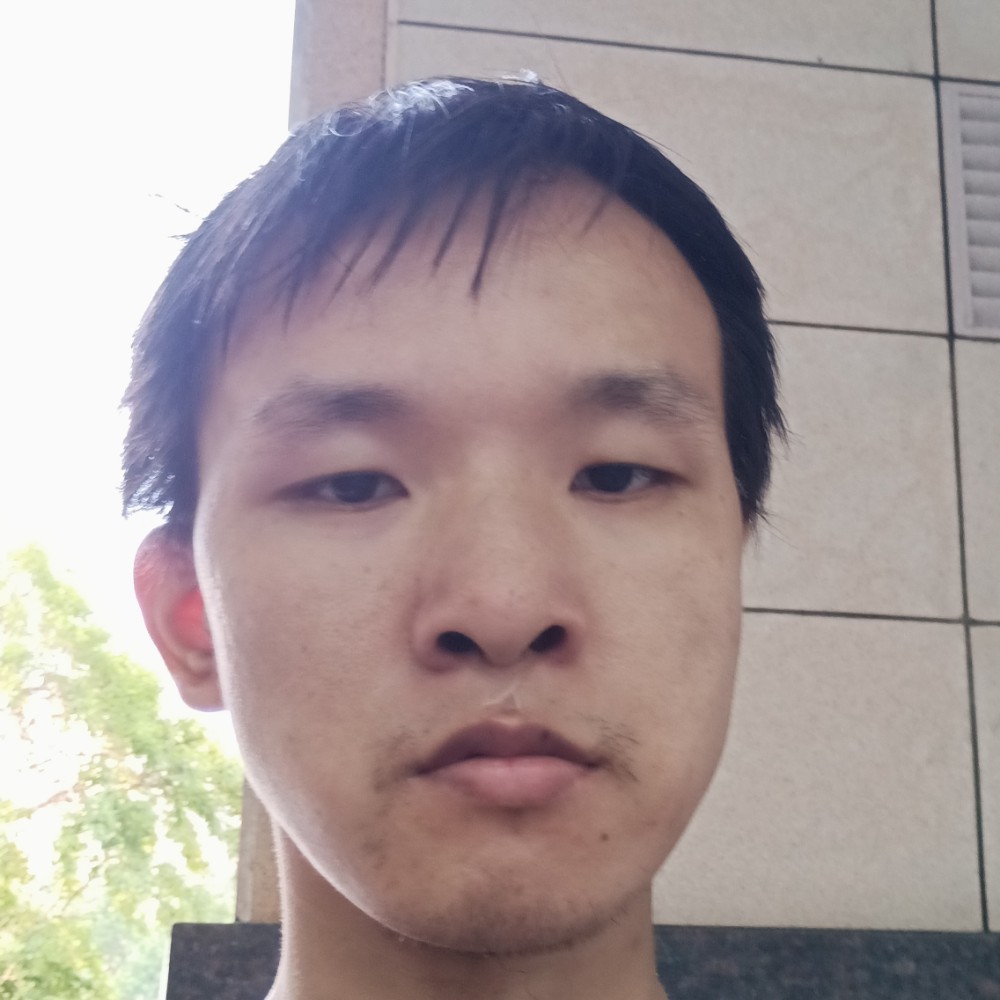 开放踢夏露的照片
