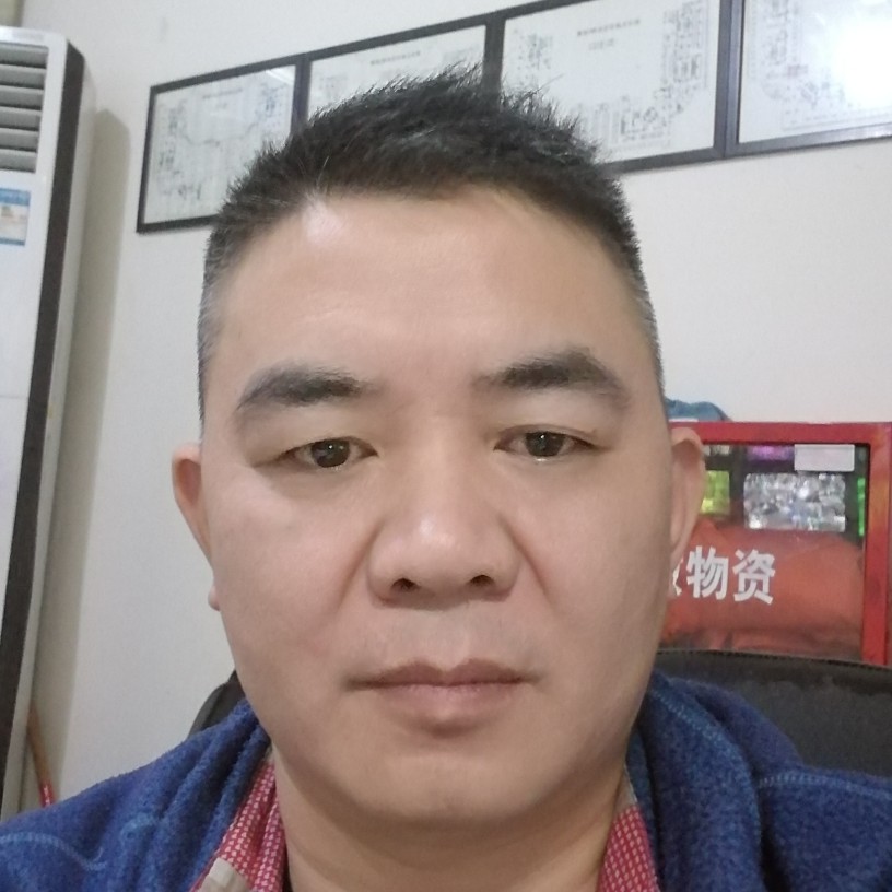 笑靥笑爱听歌的照片