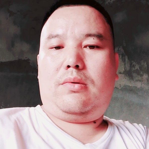 舒适挽手芹菜的照片