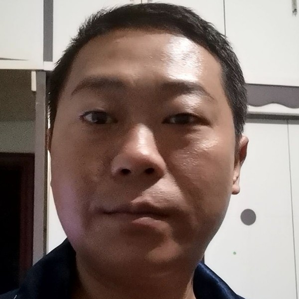 真心找我的那个她的照片