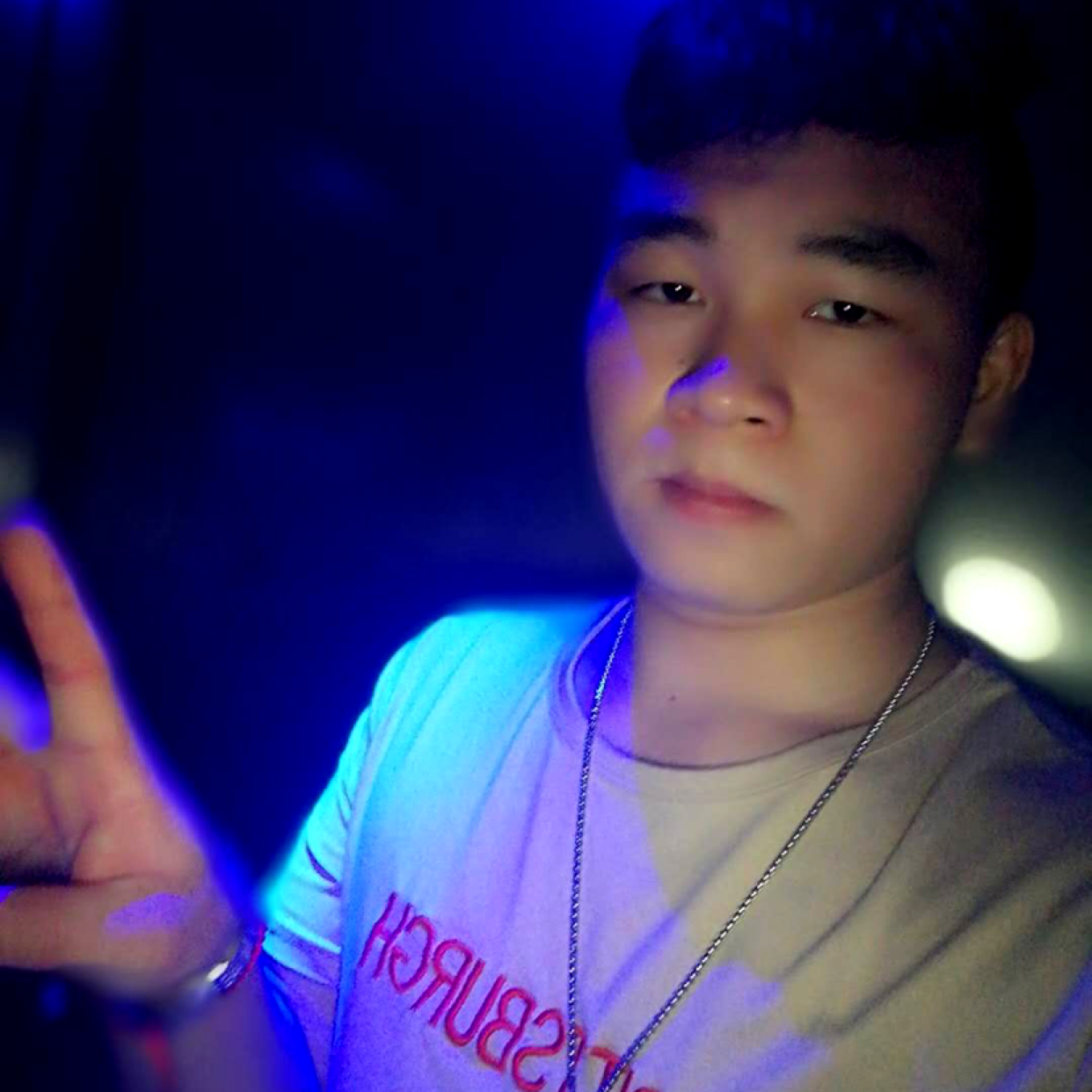 瘦瘦小懒猪的照片