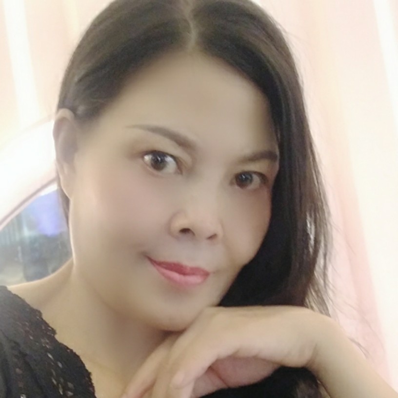 零碎挽手锦瑟的照片