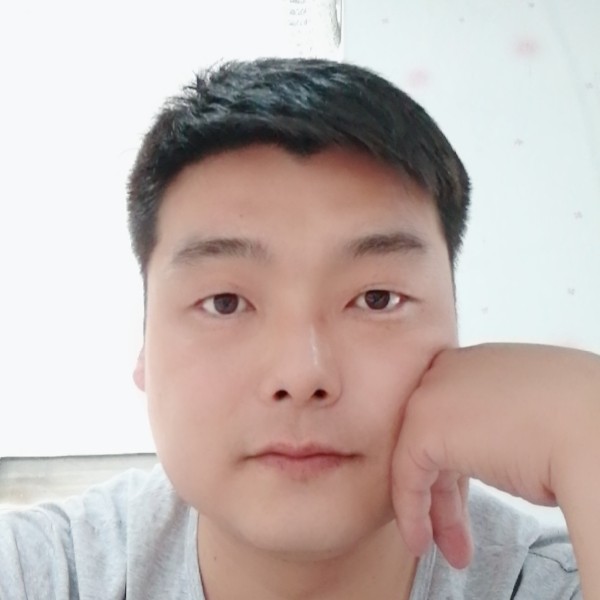 80后的月光族的照片