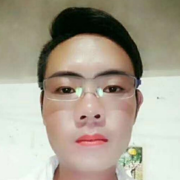 服饰愿单纯王洪波的照片