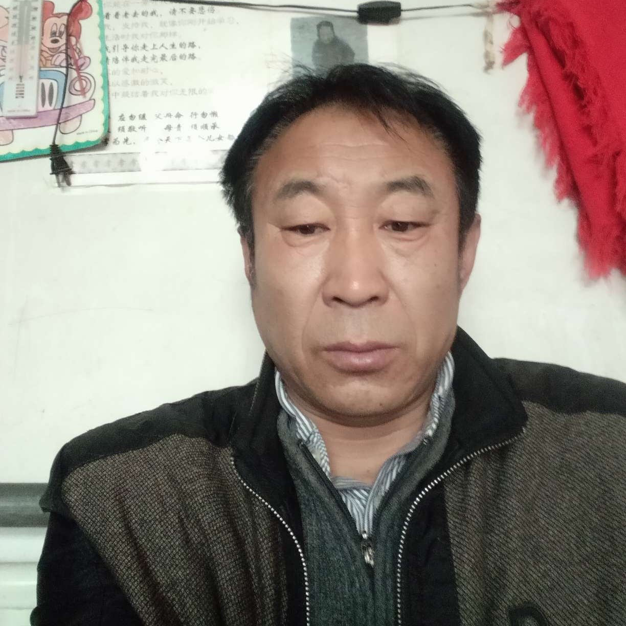 书包朴实简单幸福的照片