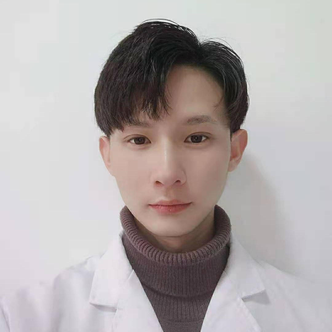 羽毛忐忑的照片