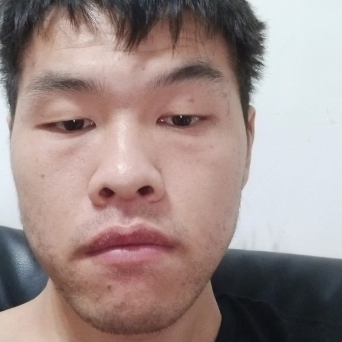 潇洒方诺言的照片