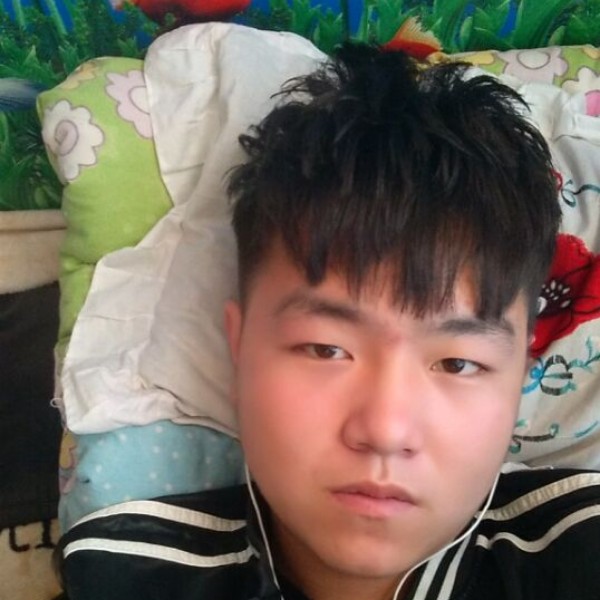 明理回首玫瑰的照片