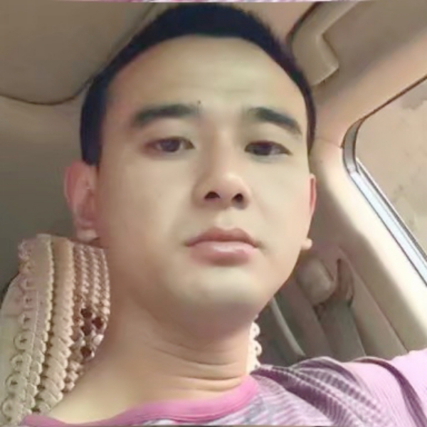 陈敦久的照片