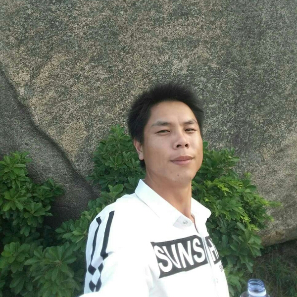 右手边的等待的照片