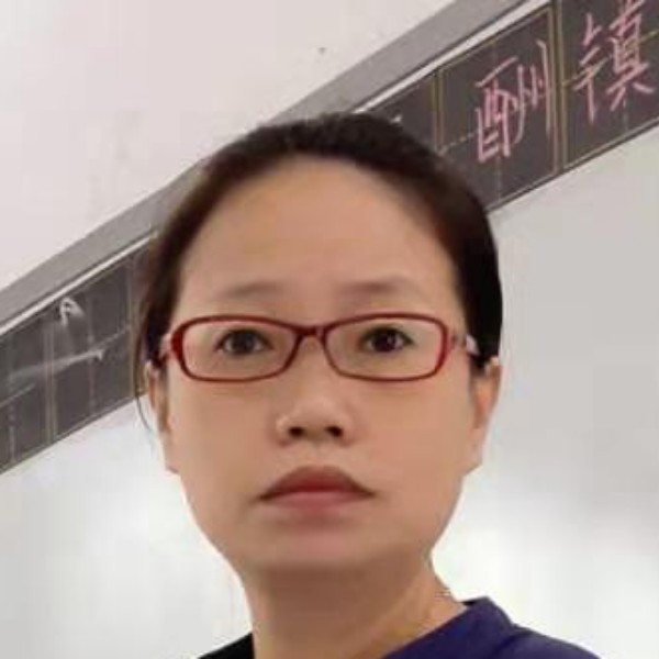 热狗迎含蓄的照片