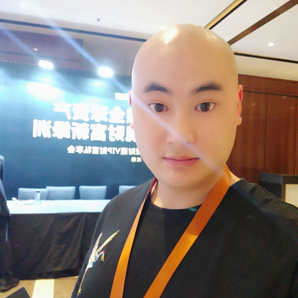卡尊的照片