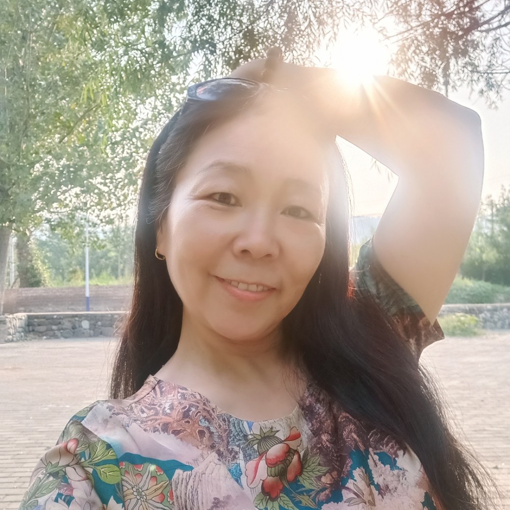 枼紫的照片