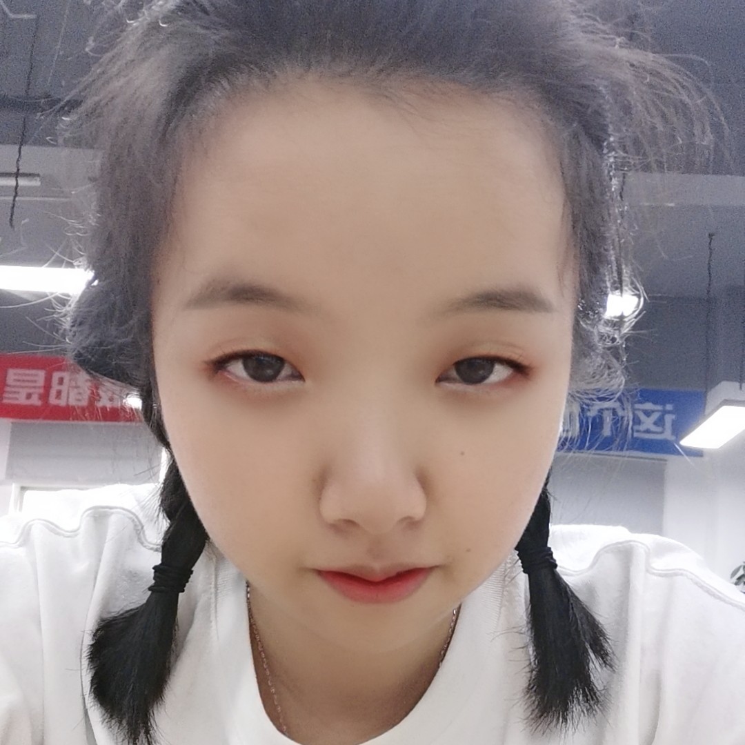 母鸡拿怕黑的照片