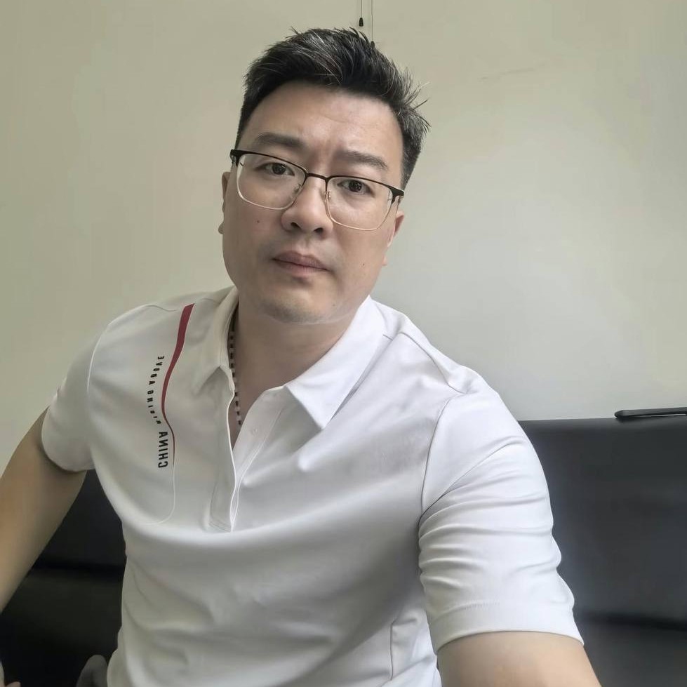 王晓峰的照片
