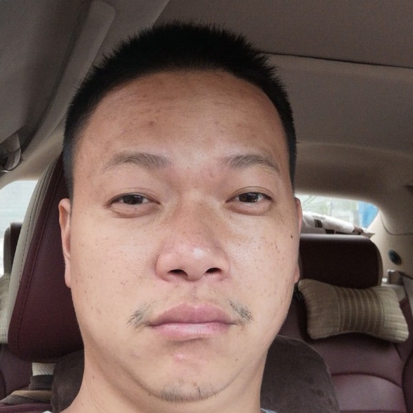 砖头纯情的照片