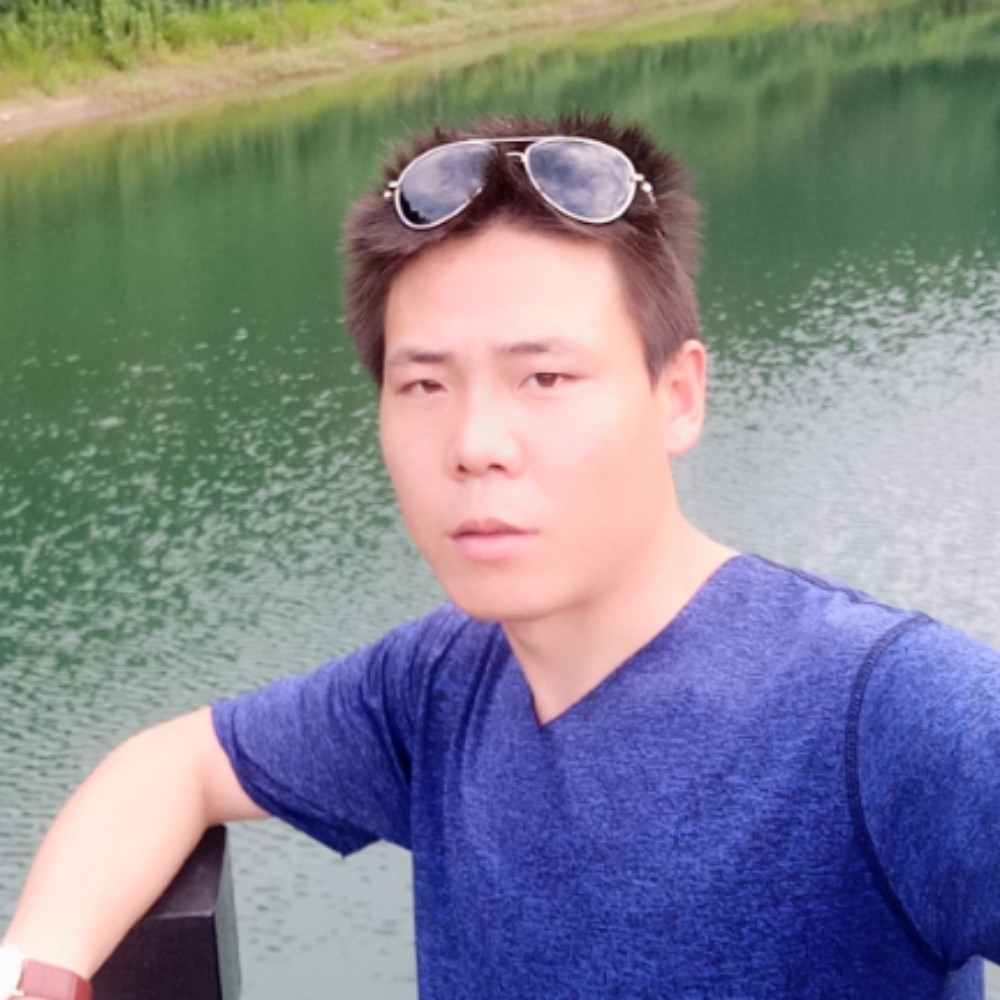 马晓亮的照片