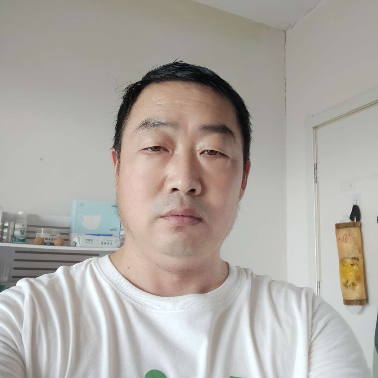 古      龙的照片