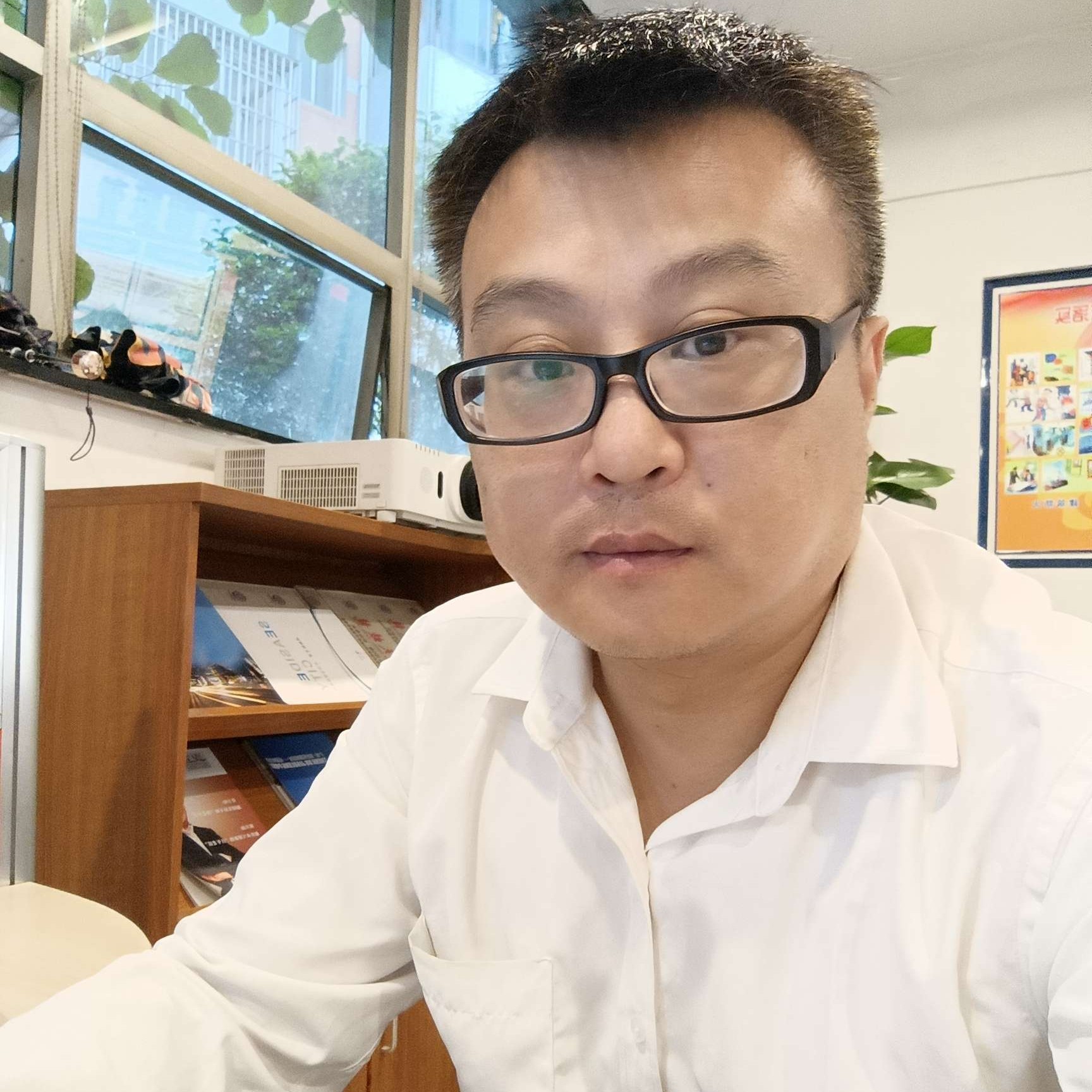 热爱生活的李科成的照片