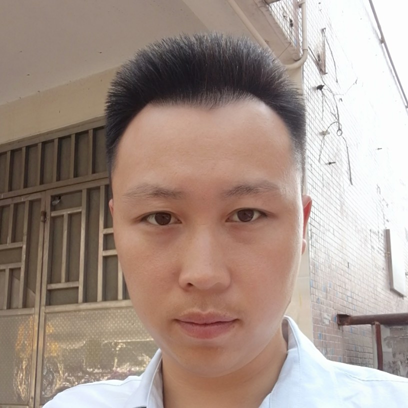 内向扯电源的照片