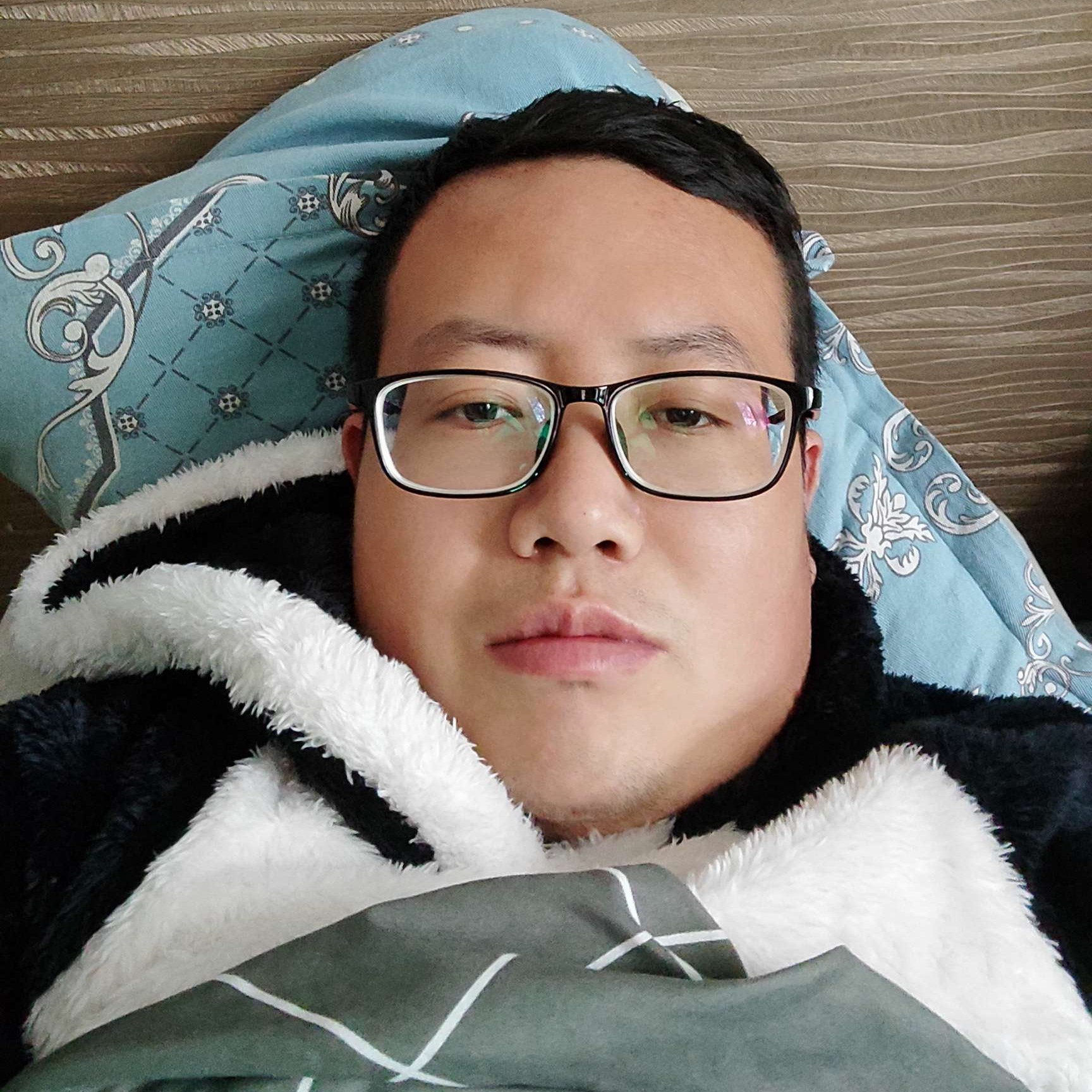 有魅力和风萧的照片