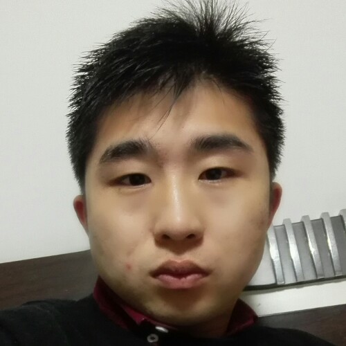 卢志涛的照片