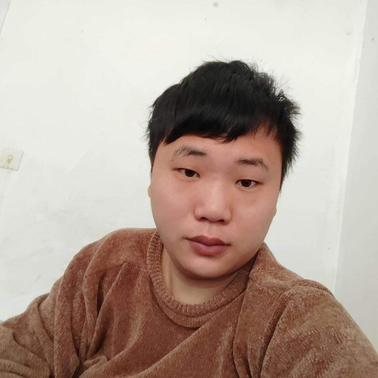 凉城深拥忧心的照片
